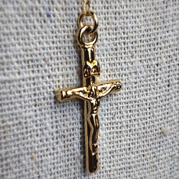 NEW Prayer Rosary Gold Tone Beads Sacred Heart of Jesus Religious Catholic - Picture 6 of 9